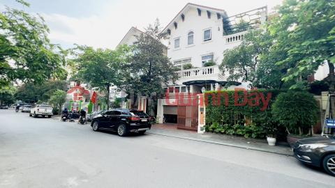 RẤT GẤP BÁN SIÊU BIỆT THỰ LÀNG VIỆT KIỀU CHÂU ÂU MỘ LAO HÀ ĐÔNG - TRỤC CHÍNH ĐẸP NHẤT - KHU CAO CẤP - NỘI _0