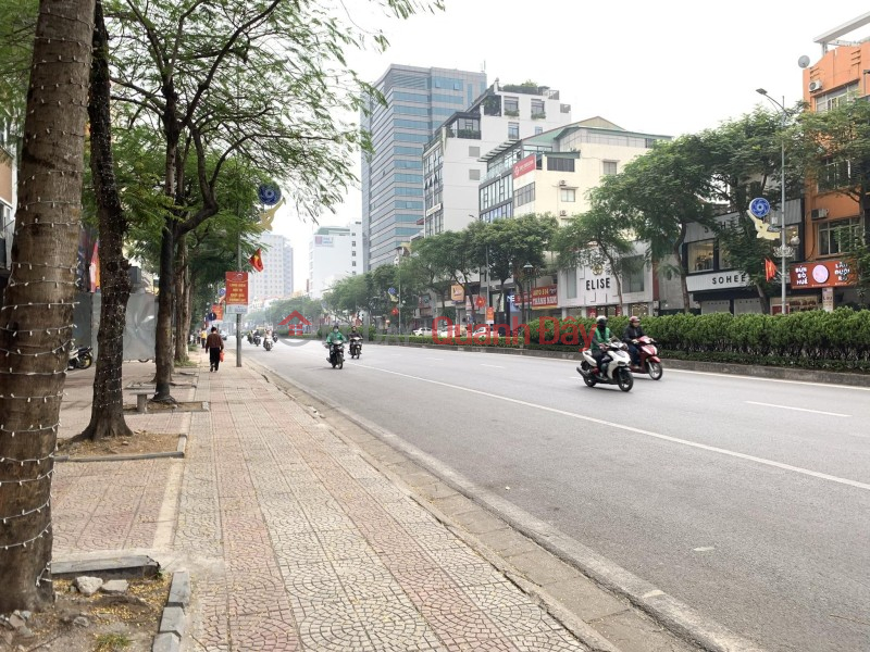 Best Location, Nguyen Van Cu Street, 4 Floors, MT5m, Busy Business. Vietnam | Sales | ₫ 29 Billion