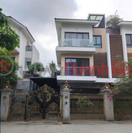 House for rent, Chùa Láng, Nguyễn Chí Thanh, Đống Đa, 240m2 x 3 floors - 40 million VND. _0