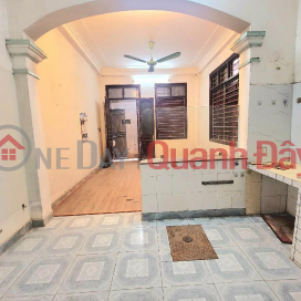 RESIDENTIAL HOUSE BUILT ON NGUYEN AN NINH TRUONG DINH. 29\/32M 3 FLOORS. ONLY 2 BILLION 45 _0