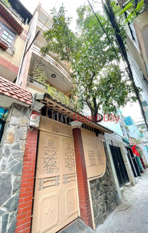 RARE – 4-STOREY HOUSE BUILT BY RESIDENTS – NEAR CAR ALLEY – CENTER OF DISTRICT 10 – FULL INTERIOR _0