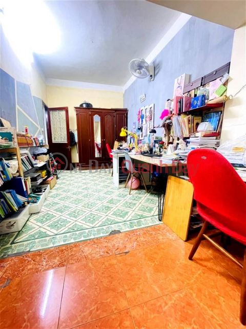 Selling Trung Kinh Townhouse in Cau Giay District. 82m Frontage 5.1m Approximately 20 Billion. Commitment to Real Photos Accurate Description. Owner _0