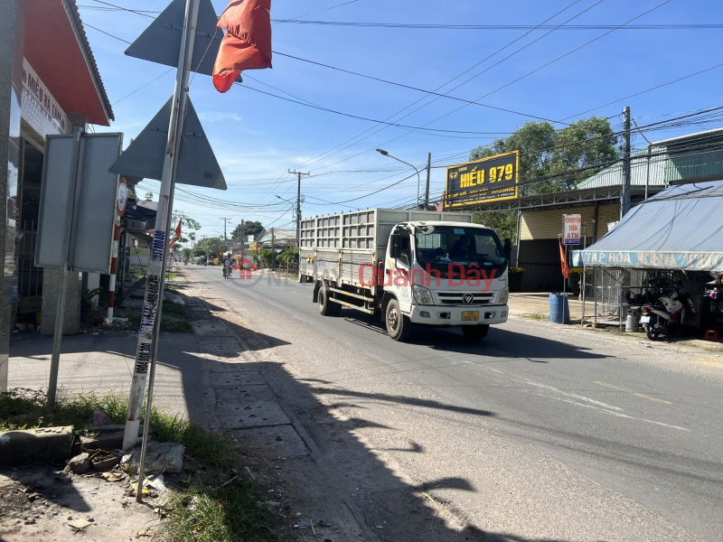 Land for sale on Hung Vuong street, 1594m2, price 14.9 billion VND. | Vietnam | Sales đ 15 Billion