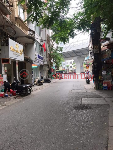 House for sale on Minh Khai alley, 4 floors Sales Listings