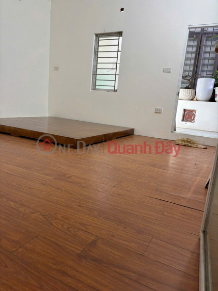 đ 10 Million/ month Whole house for rent in lane 162 Dong Thien, 30m² × 4 floors, 3 bedrooms, 8 million