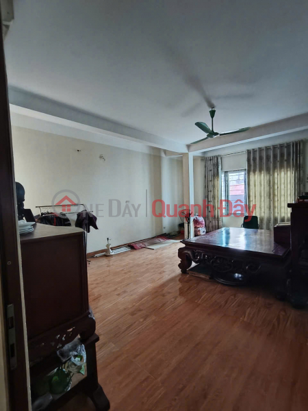 đ 19.8 Billion | Townhouse in Thai Ha - Dong Da District Center - Rare corner plot - Parking available - Near metro station - Slightly over 19 billion VND