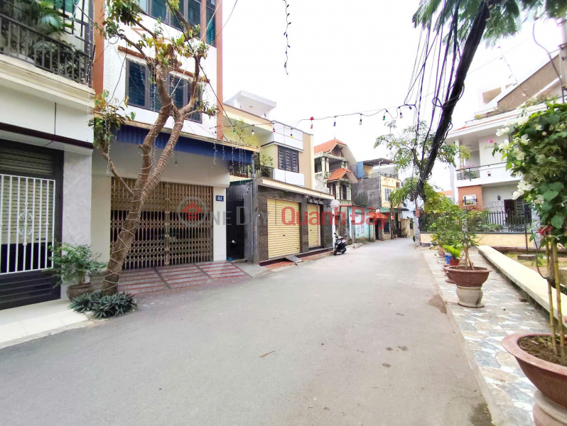 Property Search Vietnam | OneDay | Residential Sales Listings | House for sale on Nguyen Van Linh near Hang Market, 68m2, 4 new independent floors, car alley, price 6.3 billion