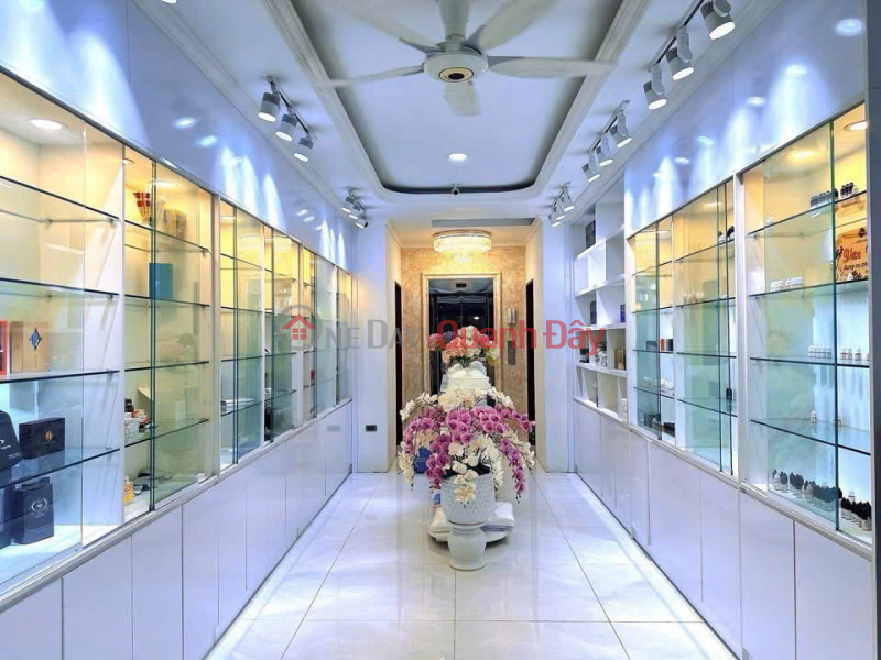 Super product Lang Ha, area 65m2, 7 floors, elevator, car garage, price just over 23 billion Vietnam Sales, đ 23 Billion