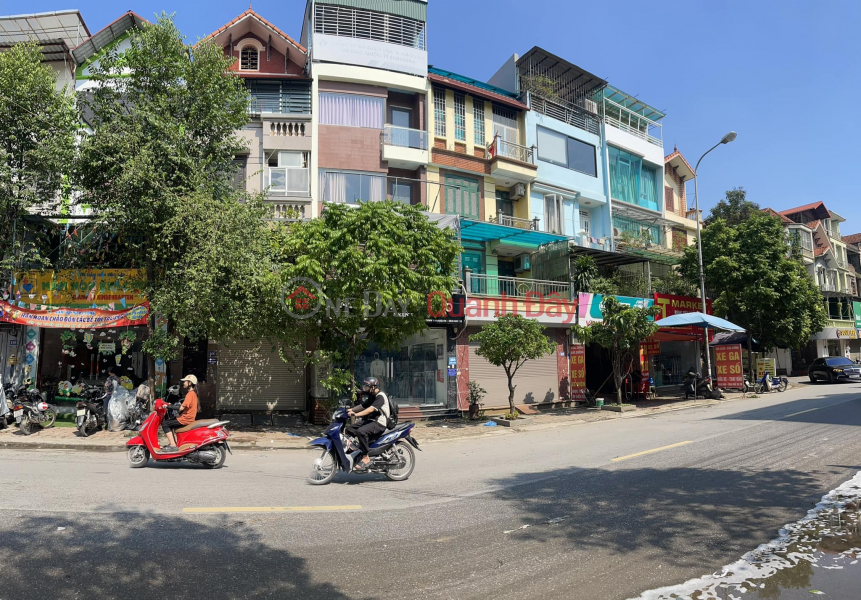 HOUSE FOR SALE ON CHIEN THANG STREET, HA DONG - 83M2, 5 FLOORS - SIDEWALK FOR BUSINESS - ABOVE 20 BILLION Sales Listings