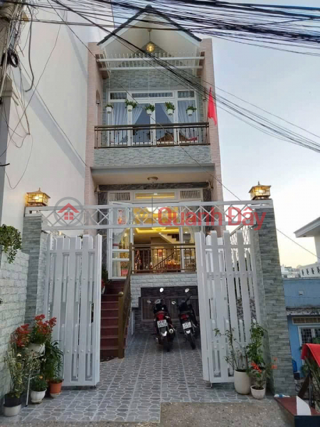 House for rent, 3 rooms, Tran Phu Street, Ward 2, Da Lat, 15 million VND\\/month. Rental Listings