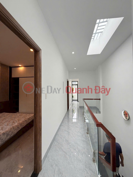 đ 4.78 Billion Hot Hot – URGENT SALE: Newly built 2-story house, right by the beach, Dung Si Thanh Khe Street, Da Nang.