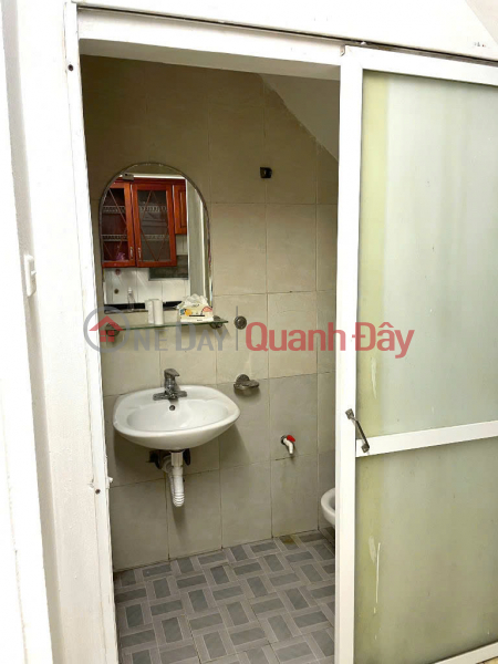 đ 6.5 Million/ month House for rent on Tan Khai Street, 30m2 x 2 floors, 2 bedrooms, 6.5 million 10m to the street