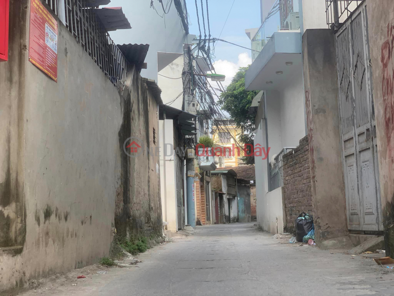 Owner sells the ONLY REMAINING 36M2 LAND PLOT IN VINH QUYNH. Sales Listings