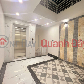 House for sale 78m2 Nghi Tam street, Tay Ho Xinh Elevator Cars parked at the door 9.2 Billion VND _0