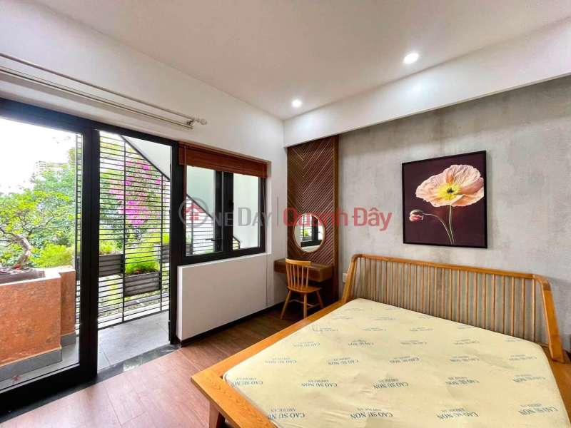SIÊU PHẨM - Nhà 3 tầng 3 mê Nguyễn Huy Tự - sát ngay bãi tắm Việt Nam Bán, đ 6,95 tỷ