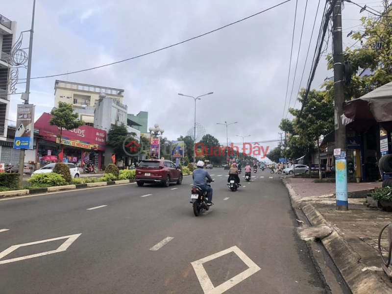 Property Search Vietnam | OneDay | Niêm yết bán, Đất hẻm liên thông hẻm 33 Nguyễn Tất Thành thông 20 Tạ Quang Bửu