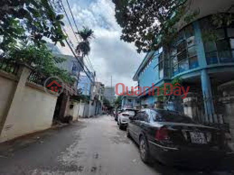 House for sale in An Duong Vuong lane, 92m2, 6.5m frontage, price 10.6 billion houses with garage _0