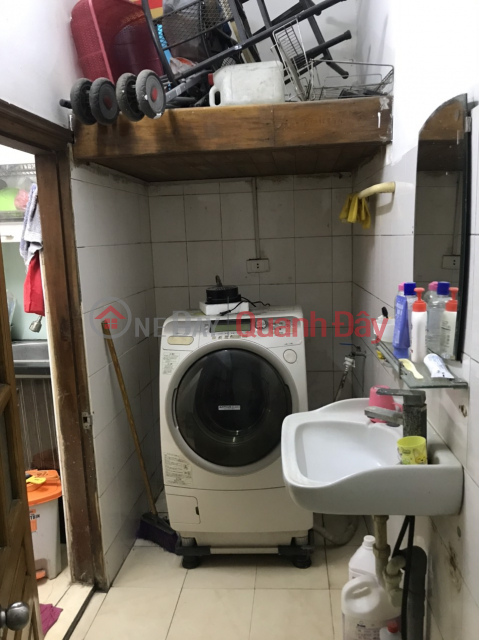 House for sale in Linh Quang lane, dong da 40m2 MT 4M 4T Near the street, near the car, only 4.3 billion, considered a prime business location _0