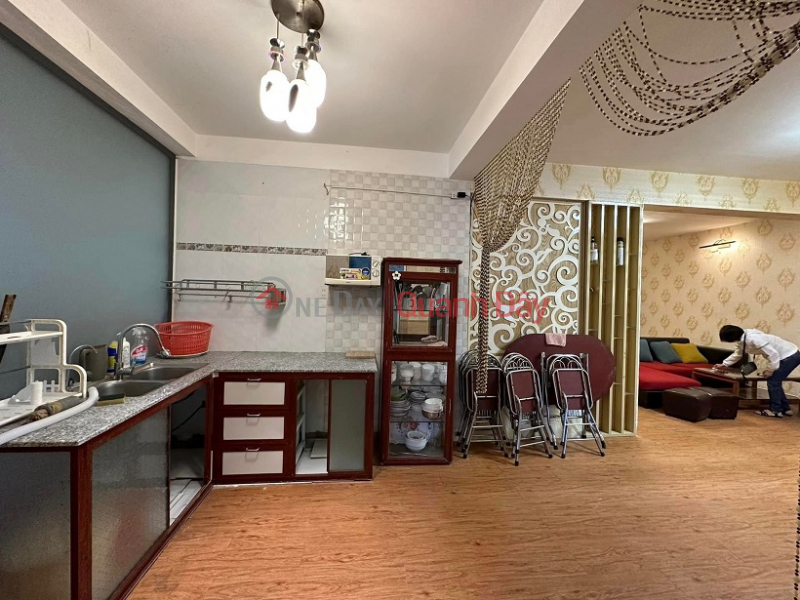BEAUTIFUL HOUSE - GOOD PRICE - Owner Needs to Sell Urgently Yersin Apartment, Ward 9, Da Lat Vietnam Sales đ 2.4 Billion