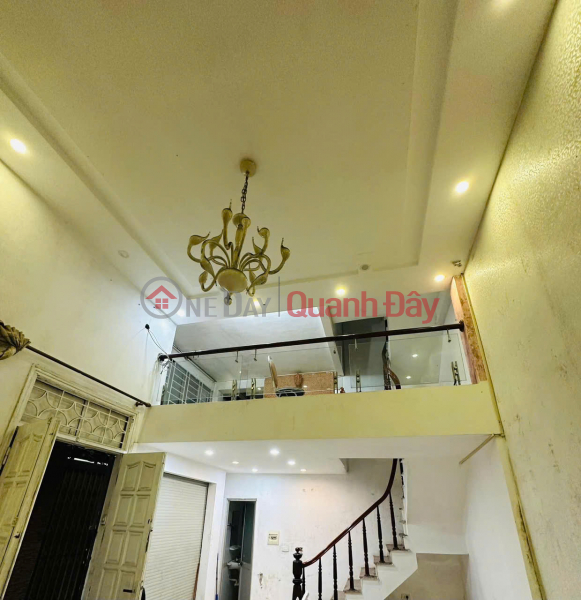 Siêu hiếm 45 Quốc Tử Giám 4 tầng x 35m2, 3 ngủ, 2 WC chỉ 9 Triệu Niêm yết cho thuê