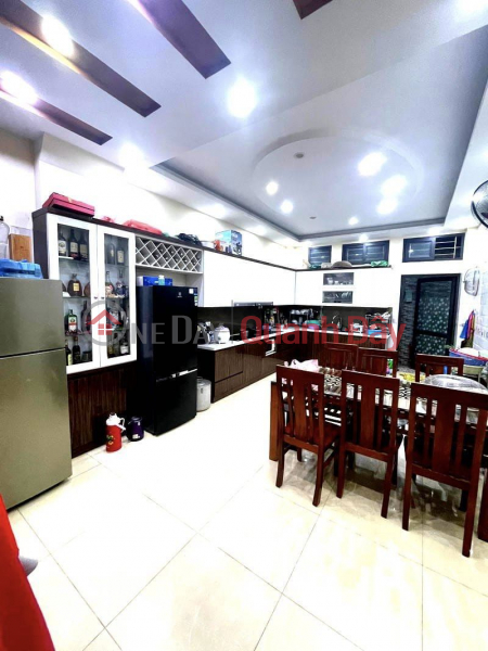 OWNER NEEDS TO SELL HOUSE IN HOANG VAN THAI THANH XUAN HU, BUILT WITH HEART AND DEVOTION, STURDY - 1 HOUSE ON THE STREET - WOODEN INTERIOR Vietnam Sales | đ 17.9 Billion