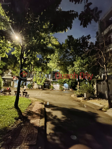 đ 20.7 Billion Brand new house for sale - Tan Quy Dong residential area - 76m2, 4 floors with elevator - Luxurious interior.
