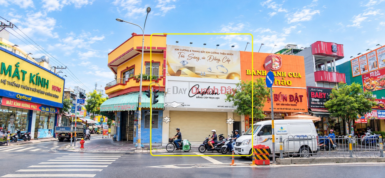 Commercial space for rent on Nguyen Son Street, 150m² - 6m frontage - near the intersection, in a commercial area. | Vietnam | Rental | đ 45 Million/ month