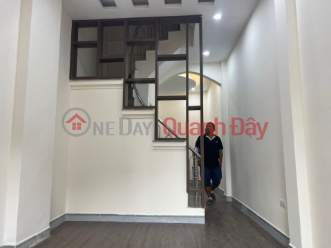 House 40 m2, 3 floors Thach Ban only 3.8 billion _0