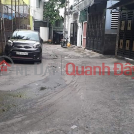 Selling House D. Phan Van Tri, Binh Thanh, 96m2 (11m X 8m),3 floors, Alley where the truck is parked _0