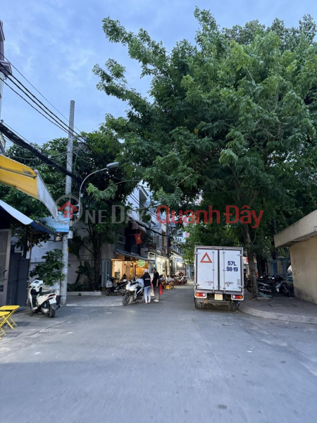 đ 8,9 tỷ, **Bán nhà HXH Thiên Phước, phường 9, Tân BÌnh (6x11) 3 tầng, nhà thờ hầm