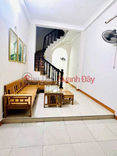 Whole house for rent in lane 358 Bui Xuong Trach, 40m2 x 4 floors, 4 bedrooms, 3 bathrooms, 12 million _0