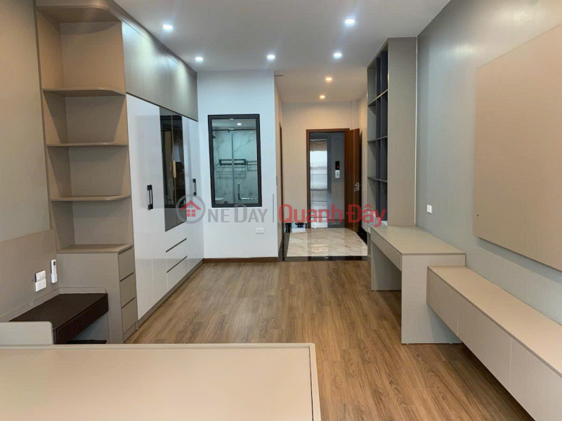 5-STOREY HOUSE FOR SALE WITH ELEVATOR, 53M², PRICE 12.5 BILLION VND Bo De, Long Bien, Hanoi Sales Listings