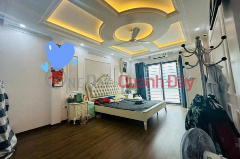BÁN NHÀ LÔ GÓC TRẦN DUY HƯNG, DÂN XÂY 51M2, 6T THANG MÁY, ÔTÔ VÀO NHÀ, 17 TỶ HƠN _0
