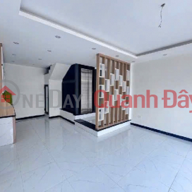 HÀNG HIẾM PHỐ XỐM HÀ ĐÔNG_40M NHÀ ĐẸP _ THANG MÁY SẴN Ở_ ÔTÔ ĐỖ CỬA_ NHỈNH 7 TỶ _0