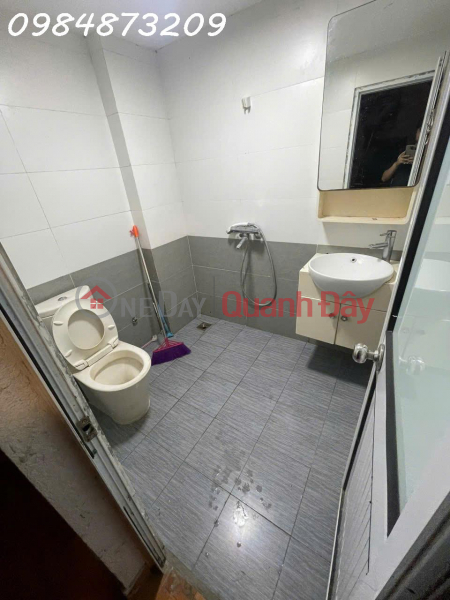 đ 13 Million/ month | Owner rents out entire house - Address: house in lane 426 Duong Lang, Dong Da, Hanoi