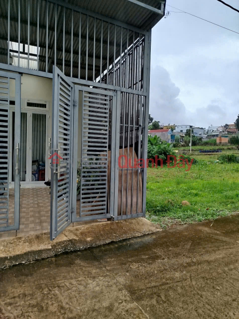 House for sale, 123.7m2, near Lien Khuong Airport, Duc Trong, Lam Dong. Price: 2.2 billion VND. _0