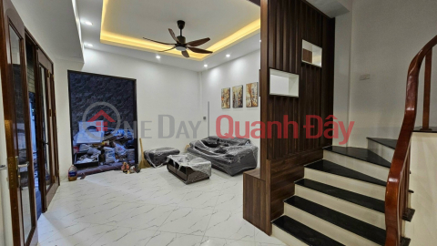 HOUSE FOR SALE IN TON DUC THANG-DONG DA 6 FLOORS ELEVATOR, 2 SIDE OPEN CAR LANE FOR ONLY 7.6 Billion _0