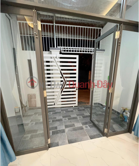 NHÀ MỚI 2 TẦNG THIẾT KẾ HIỆN TẠI MẶT TIỀN ĐƯỜNG HOÀ TRUNG VĨNH HOÀ - NHA TRANG GIÁ : 2TY250 _0