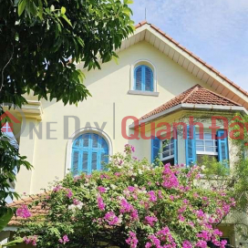 biệt thự sân vườn Hồng Tiến, 400m x 4 tầng, mặt tiền 11m, ôtô tránh, full thổ cư _0