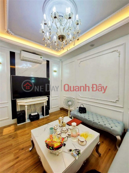 House for sale on Tran Quang Dieu Street, Dong Da District. 50m Building 6 Floors Frontage 4.1m Approximately 16 Billion. Commitment to Real Photos Sales Listings