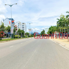 Sale of land lot in front of business Ton Duc Thang Boulevard-Centre of Phan Thiet Cheap price _0