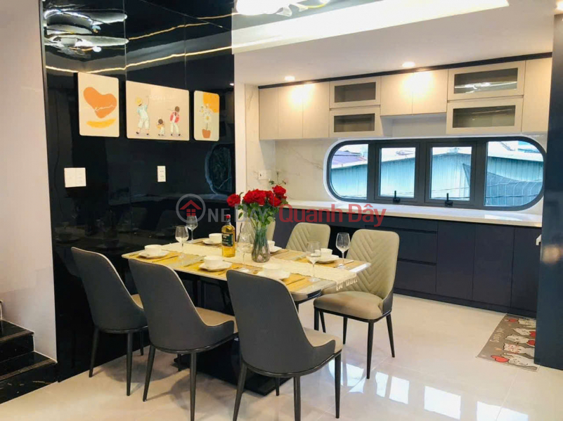 Bán nhà mới xây- Hẻm xe hơi, cách Nguyễn Ảnh Thủ 50m - Ngay đèn xanh đỏ ngã 3 Đông Quan, Việt Nam | Bán đ 6,4 tỷ