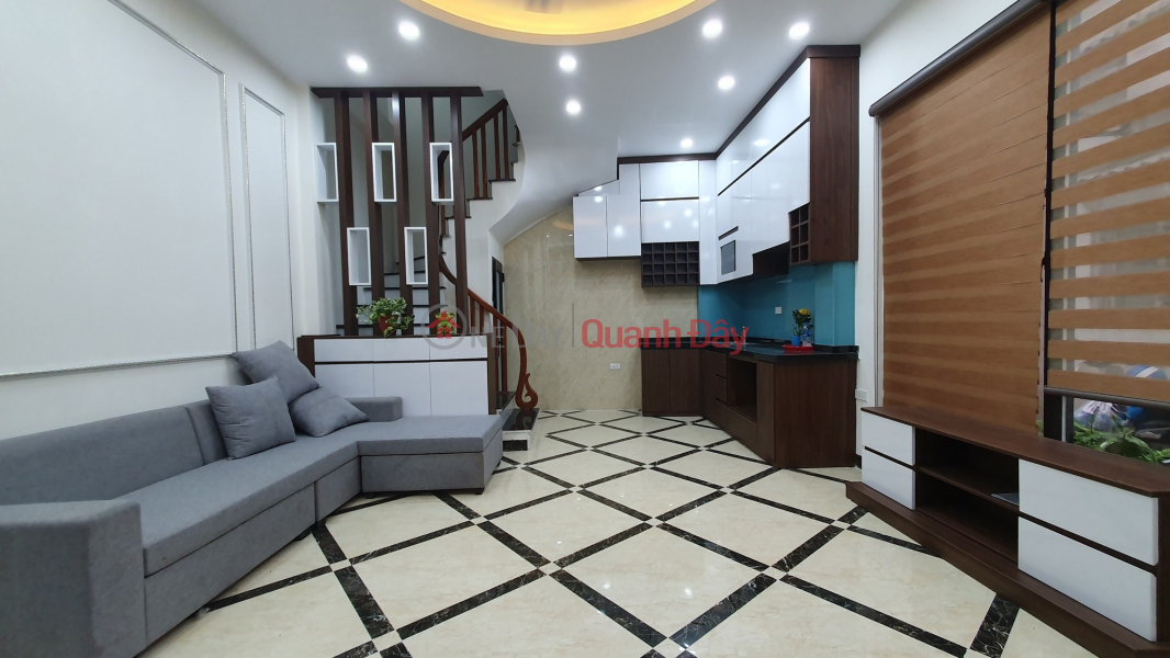 House for sale Gia Thuy, Nguyen Van Cu: 35m2 * 4.8m. 3.7 billion square books, free furniture Sales Listings