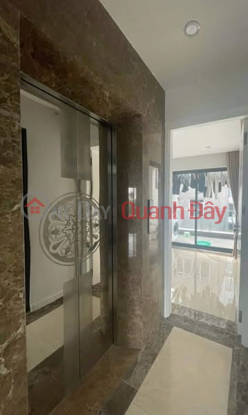 BÁN NHÀ PHÂN LÔ PHÙNG HƯNG – Ô TÔ VÀO NHÀ – CÓ THANG MÁY – SỔ ĐỎ CHÍNH CHỦ | Việt Nam | Bán, đ 8,5 tỷ