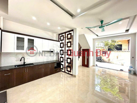 Xuan La, 35m x 5 floors, 11.5 billion VND, car access, corner plot, near main street. _0