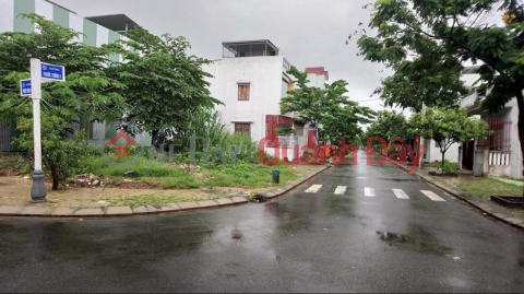 OWNER NEEDS TO SELL QUICKLY 2-FRONT LOT OF LAND - GOOD PRICE In Cam Le District, Da Nang City _0