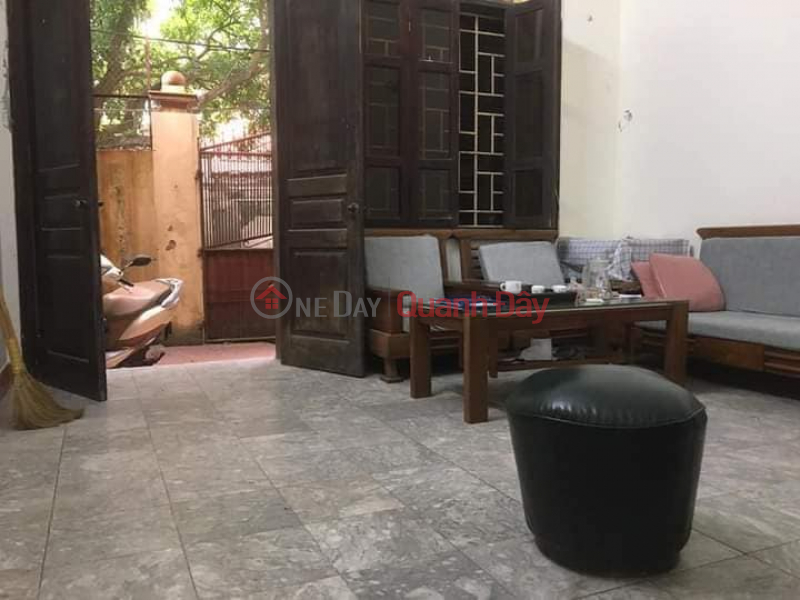 Property Search Vietnam | OneDay | Residential, Rental Listings | Private house for rent in Truong Dinh Hoang Mai, Area 80m2, 3 floors, square footage 4.6m, price only 12 million\\/month.