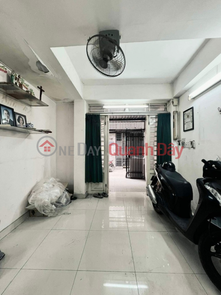 Property Search Vietnam | OneDay | Nhà ở, Niêm yết bán Lê Văn Sỹ - P11 - NHÀ 4 LẦU - HẺM 3 GÁC TUNG TĂNG - 40M2 - 5PN Giá 5 tỷ 650 ( TL)