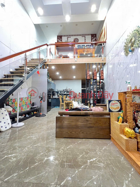 Super cheap! House for sale, 1st floor, near An Binh residential area, car yard, car-accessible road, price 4 billion _0