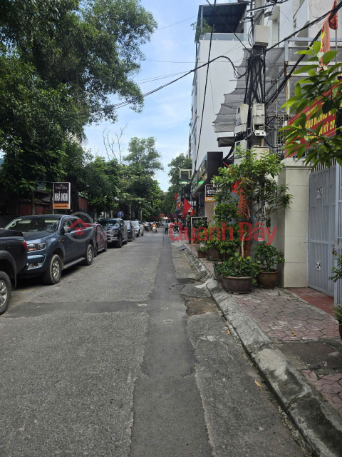 Cần cho thuê nhà Hoàng Quốc Việt, Cầu Giấy, ô tô, Kinh doanh, ở tốt. _0